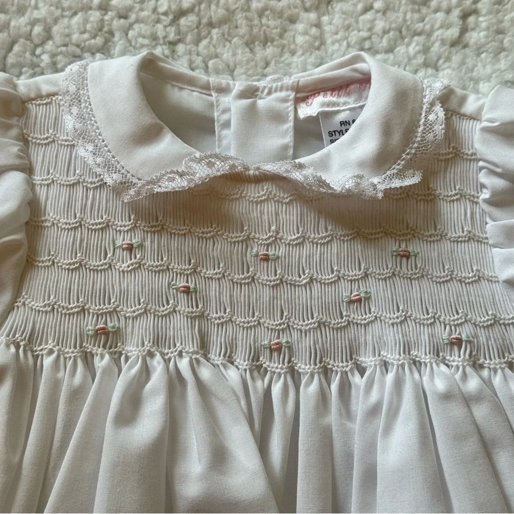 NWT Petit Ami White Embroidered Baby Dress Peter Pan Lace Trim Collar Bloomers